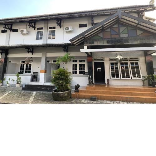 Hotel Merak Indah
