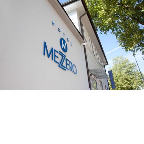 Hotel Mezzero
