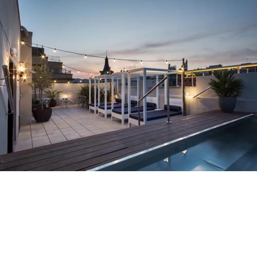 Hotel Midmost