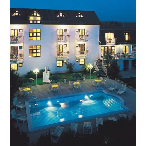Hotel Monica