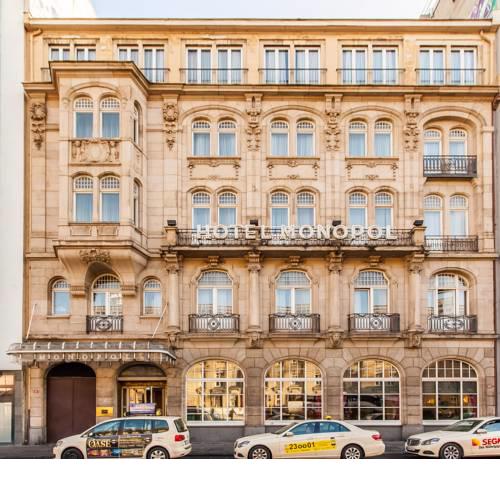 Hotel Monopol - Central Station