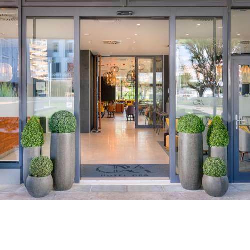 Hotel Ora