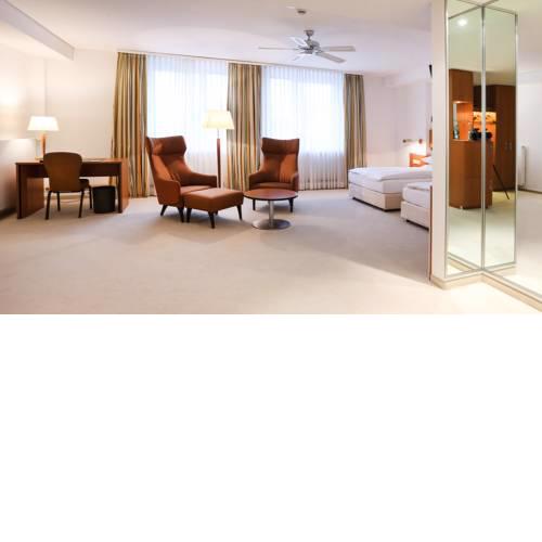 STADTHOTEL Strada