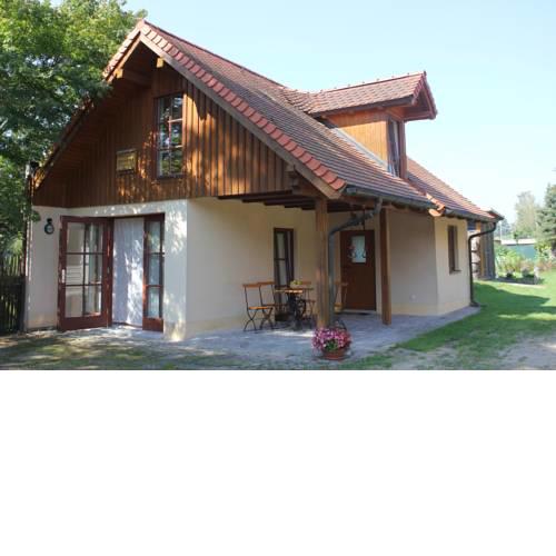 Hotel-Pension "Altjessen 57"