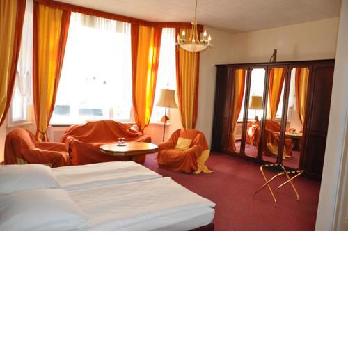 Hotel Pension Savoy near Kurfürstendamm