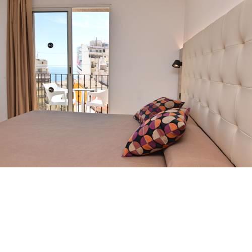 Hotel Queens - Adults Only By Mc