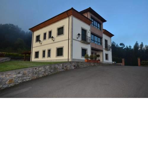 Hotel Reina Adosinda