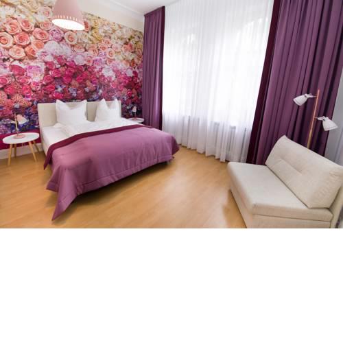 Hotel Reverey * kontaktloser Self Check-In *