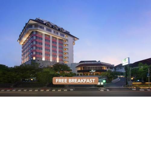 Hotel Santika Premiere Semarang