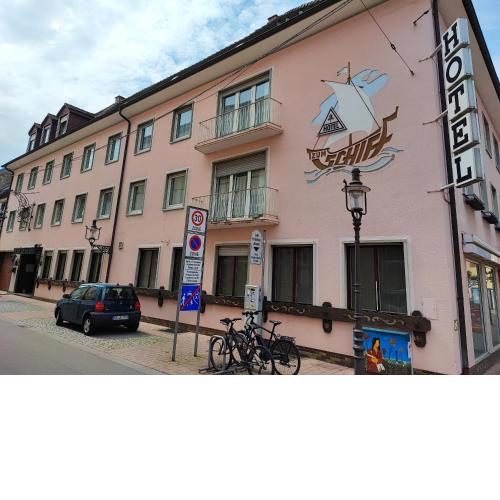 HOTEL Schiff
