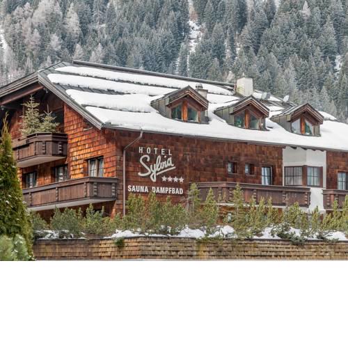 Hotel Sylvia by Skinetworks