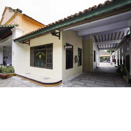 Hotel Tentrem Syariah