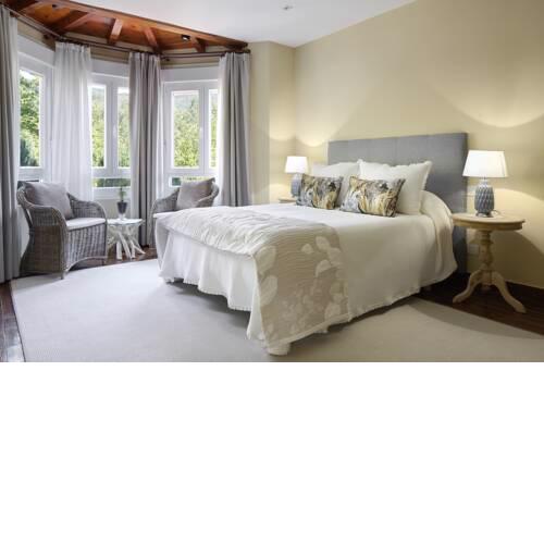 Hotel Txoriene - Basque Stay