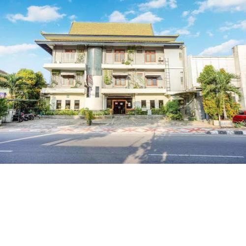 Hotel Winotosastro by Athelu
