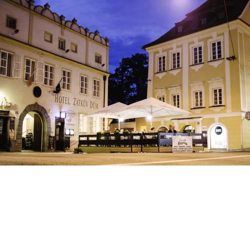 Hotel Zatkuv dum