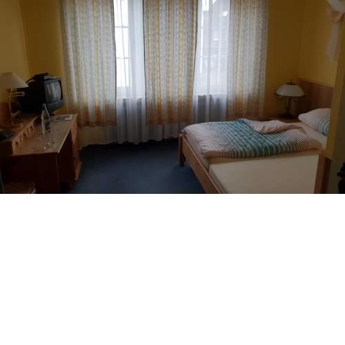 Hotel zum Schlauncafe