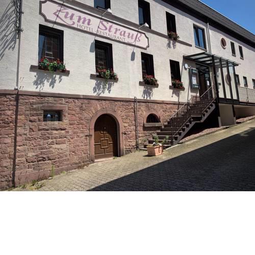 Hotel zum Strauß