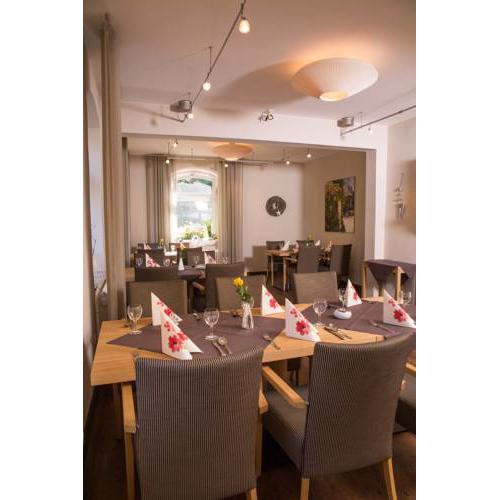 Hotel Zur-Borke