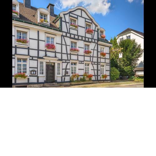 Hotel zur Post Dabringhausen