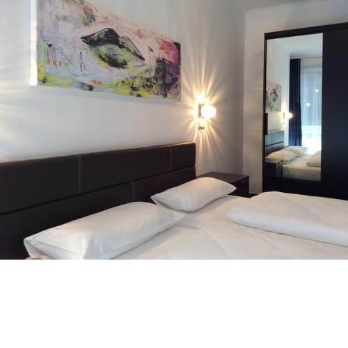 Hotel52 Bergheim