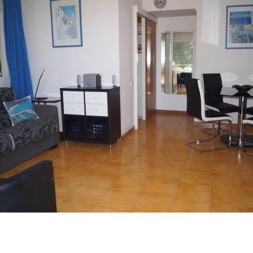 House - 1 Bedroom with Pool - 07085