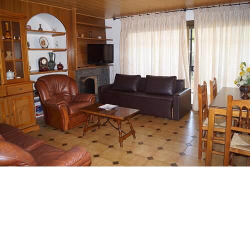 House - 2 Bedrooms with WiFi - 06997