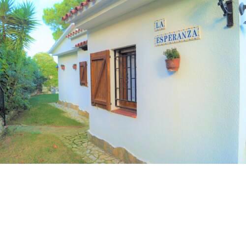 House - 3 Bedrooms with Pool - 07792