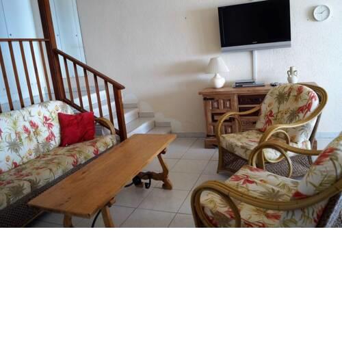 House - 3 Bedrooms with Pool and Sea views - 07528