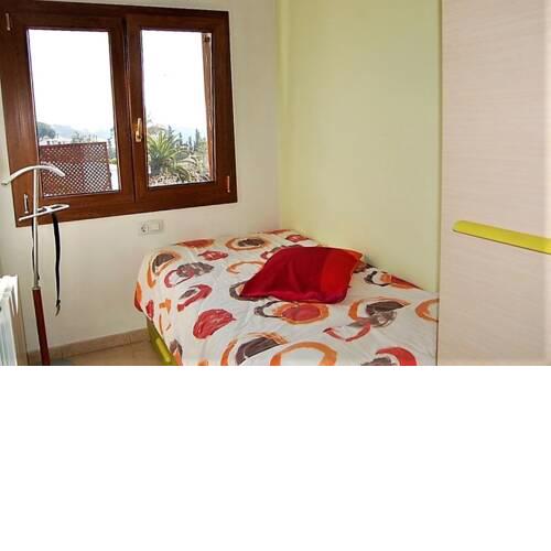 House - 3 Bedrooms with Pool and WiFi - 07740