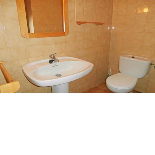 House - 3 Bedrooms with Pool young people group not allowed - 04679