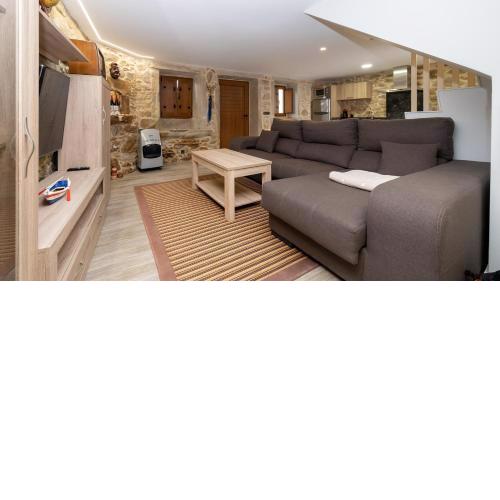House - 3 Bedrooms with WiFi - 60241