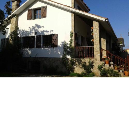 House - 4 Bedrooms - 09468
