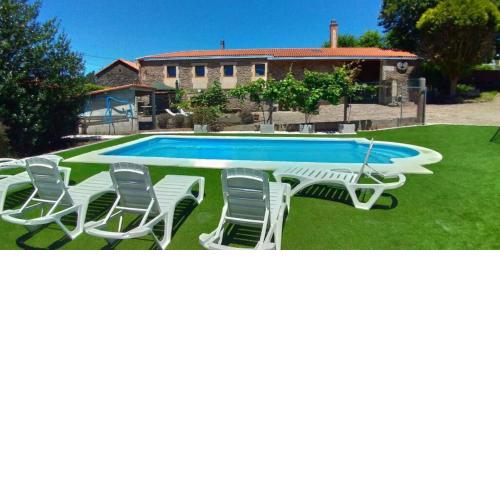 House - 4 Bedrooms with Pool and WiFi - 08716