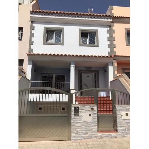 HOUSE CRUCE DE ARINAGA