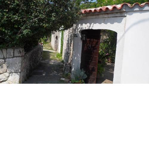 House House Klaric-Perl