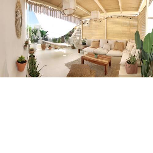 HOUSE IN SEVILLE
