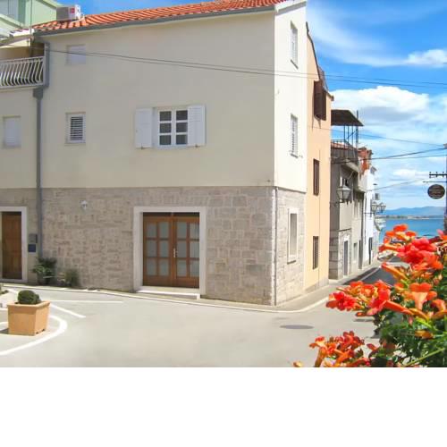House Karmina