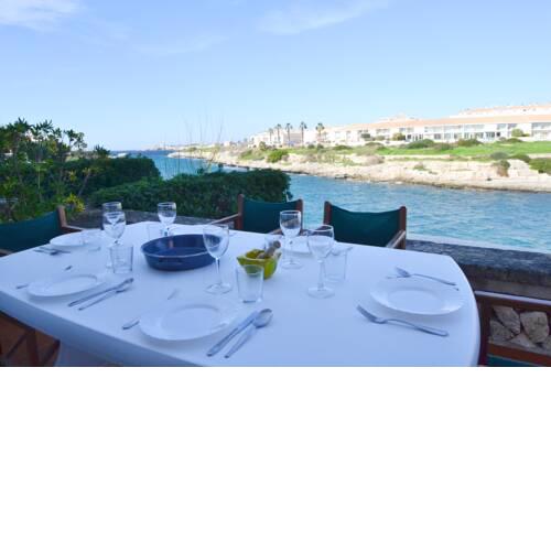 House over the sea in Ciutadella 3