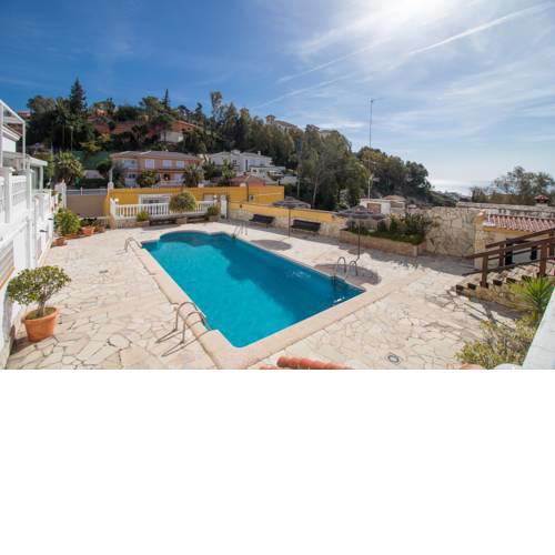 House with Garden & Pool in Malaga