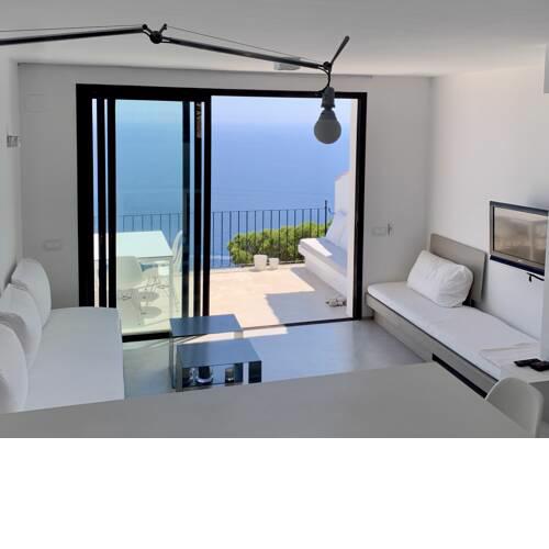 House with sea views for 7 people with 2 chill-out terraces in Begur