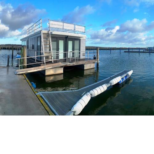 Houseboat Floating House "Marie", Ribnitz-Damgarten