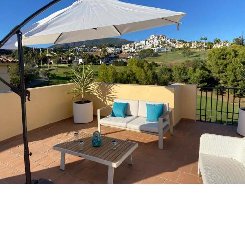 Huge Rooftop Solarium With See View - 3 rooms