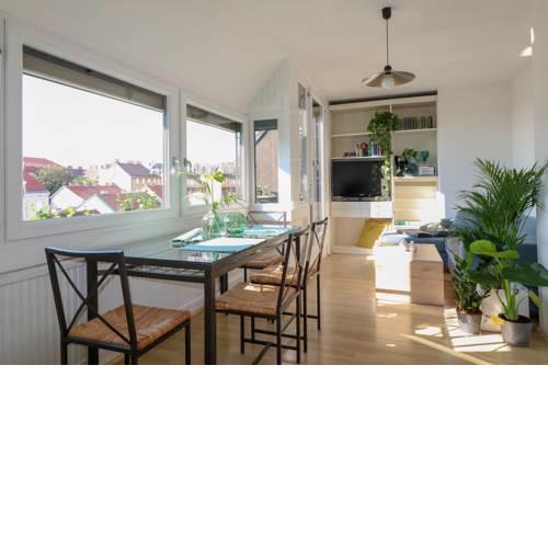 Huge Terrace in quiet and friendly area