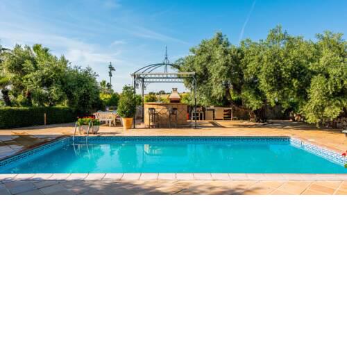 Huge villa for groups in Cadiz province
