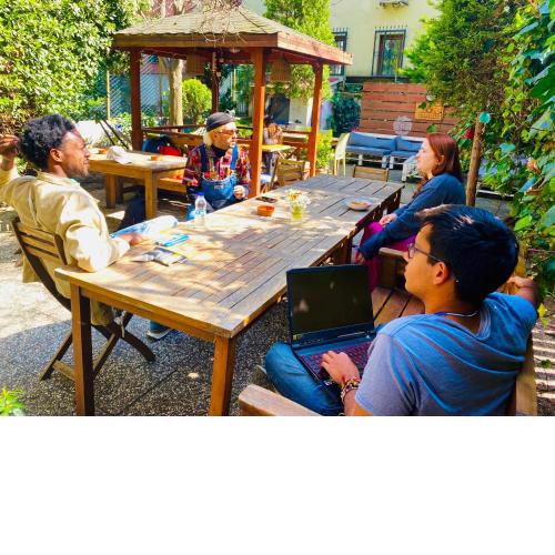 Hush Hostel Lounge