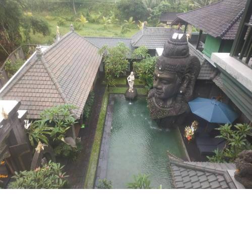 Huts Rock Ubud