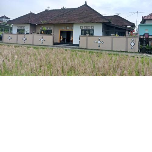Ibu Ana Homestay