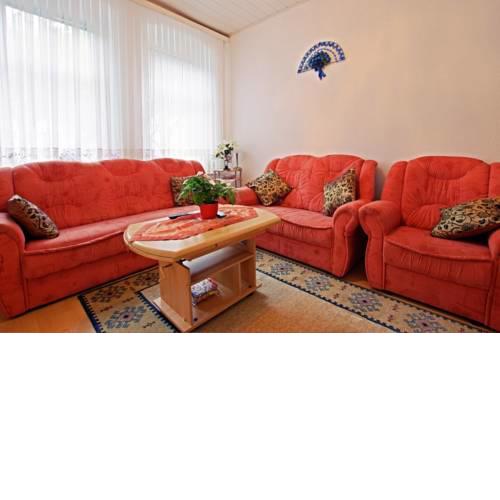 ID 4332 | Private Apartment