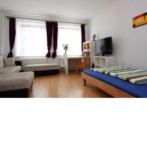ID 4950 - Private Apartment