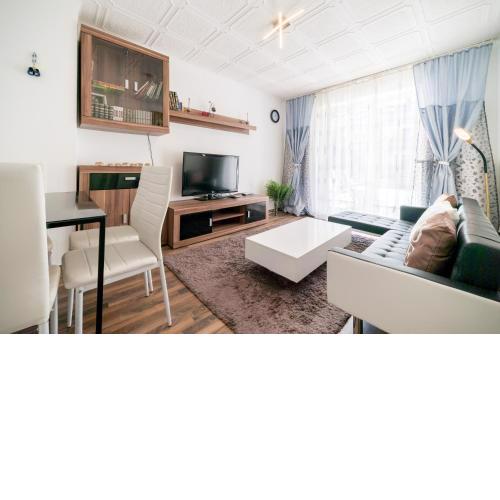 ID 5253 - Private Apartment